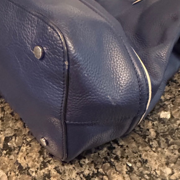 Cole Haan Vintage leather Reiley tassel tote in Navy EUC - Picture 8 of 16